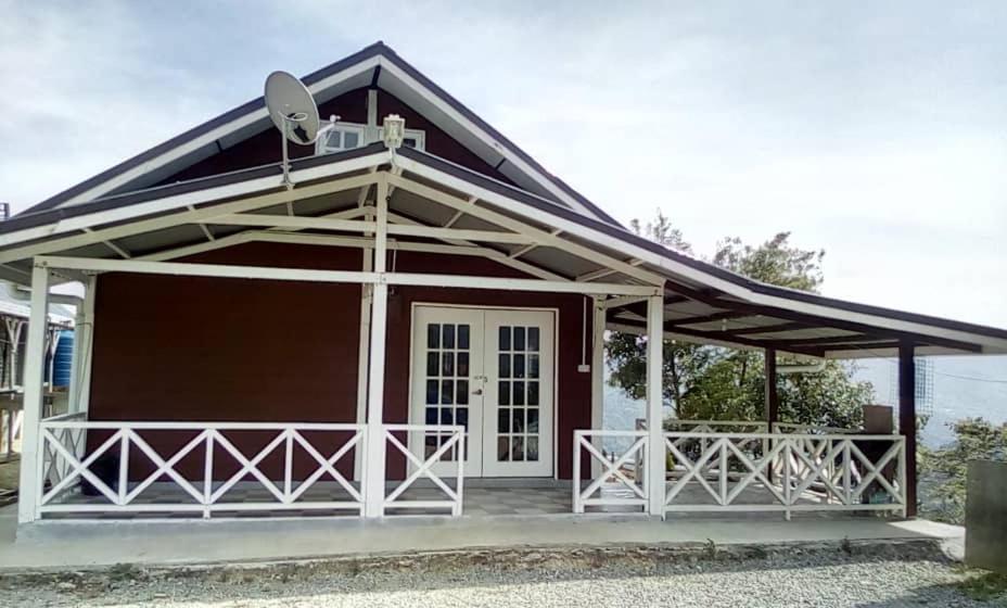 Dongorit Cabin House 1 Kampong Kundassan Exteriör bild